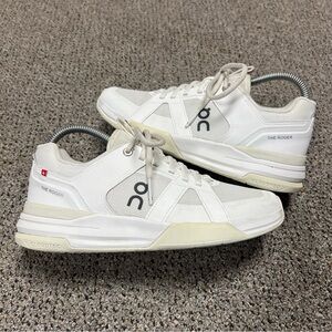 Womens On Cloud “The Roger” Shoes